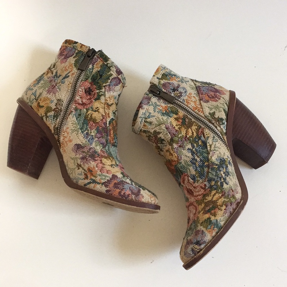 Hinge Floral Booties
